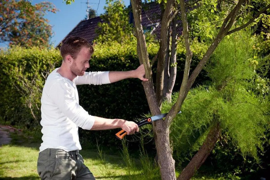 Fiskars Handzaag SW75 Grote Houtzaag 33cm