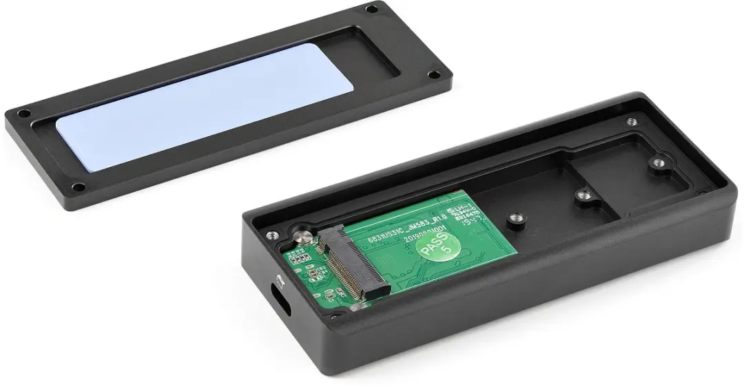 Startech M2E1BRU31C M.2 NVMe SSD Behuizing - USB-C - Zwart