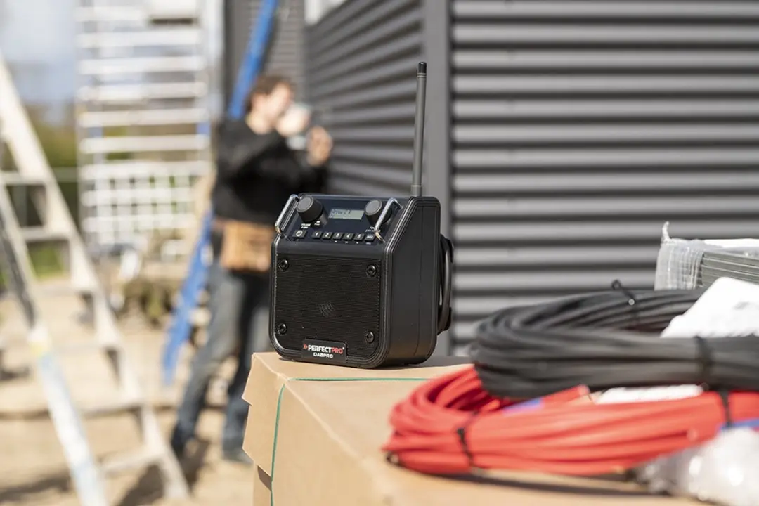 PerfectPro DABPRO Bouwradio DPR2 - Zwart - afbeelding 6 van 6
