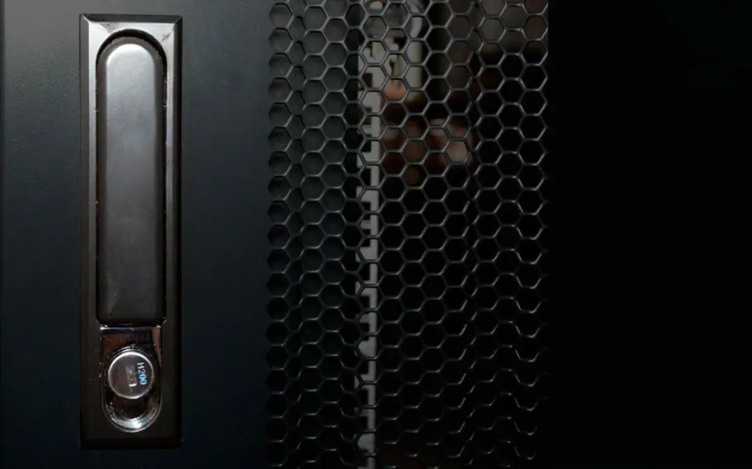 DSIT DS6047PP Serverkast 19 inch - 600x1000x2200mm Zwart