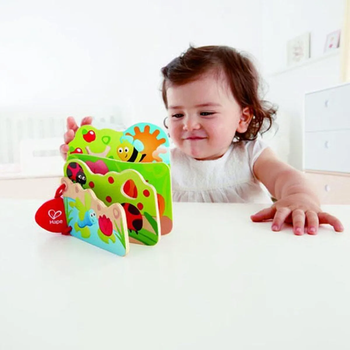 Hape Houten Babyboekje Insecten 16x12,5cm - Multicolor