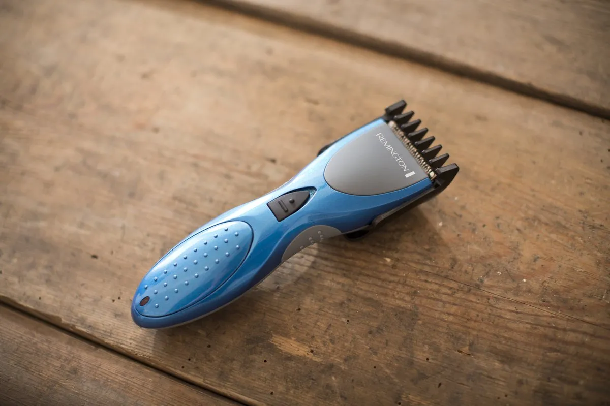 Remington HC335 Tondeuse - 2 Opzetkammen - Zwart/Blauw