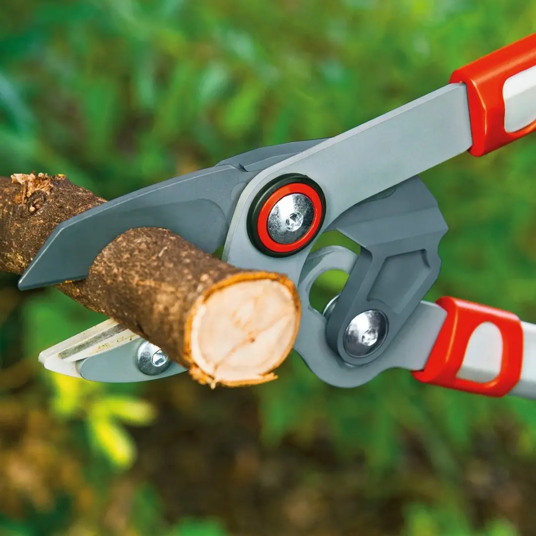 WOLF-Garten Takkenschaar Comfort Plus POWER CUT RS 750 - Aambeeld