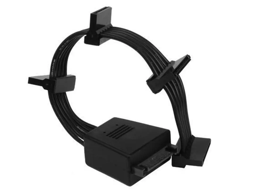 SilverStone CP06-E4 SATA-kabel 0,19m - Zwart