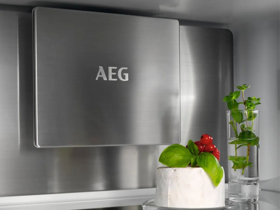 AEG TSC8M181BC Inbouw Koelvriescombinatie 245L - Wit