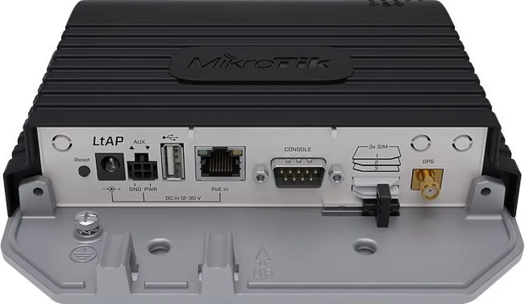 Mikrotik LtAP RBLTAP-2HND Router - 1x PoE - Zwart