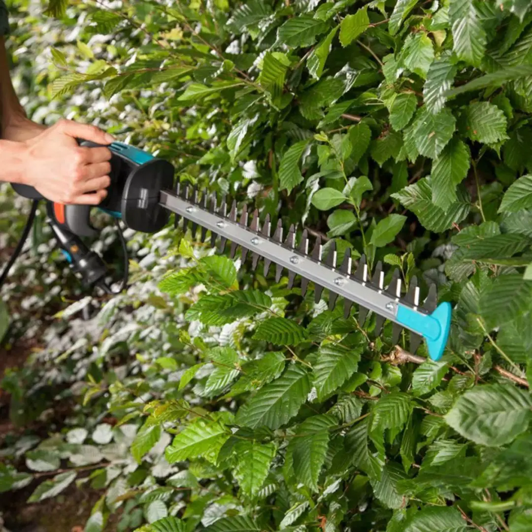 Gardena EasyCut 420/45 Elektrische Heggenschaar 45cm - afbeelding 6 van 6