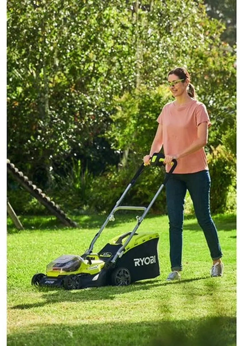 Ryobi RY18LMH37A-225 Duwgrasmaaier - Zwart/Groen