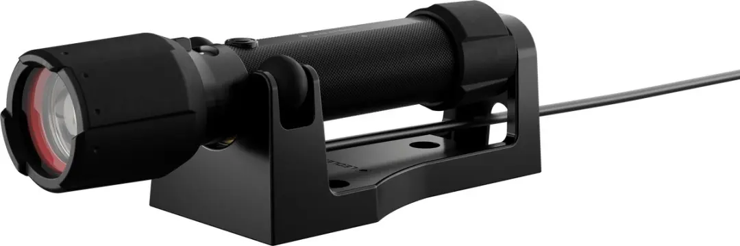 Ledlenser P7R PRO Zaklamp - 2000 Lumen - 330m - IP68 - Zwart
