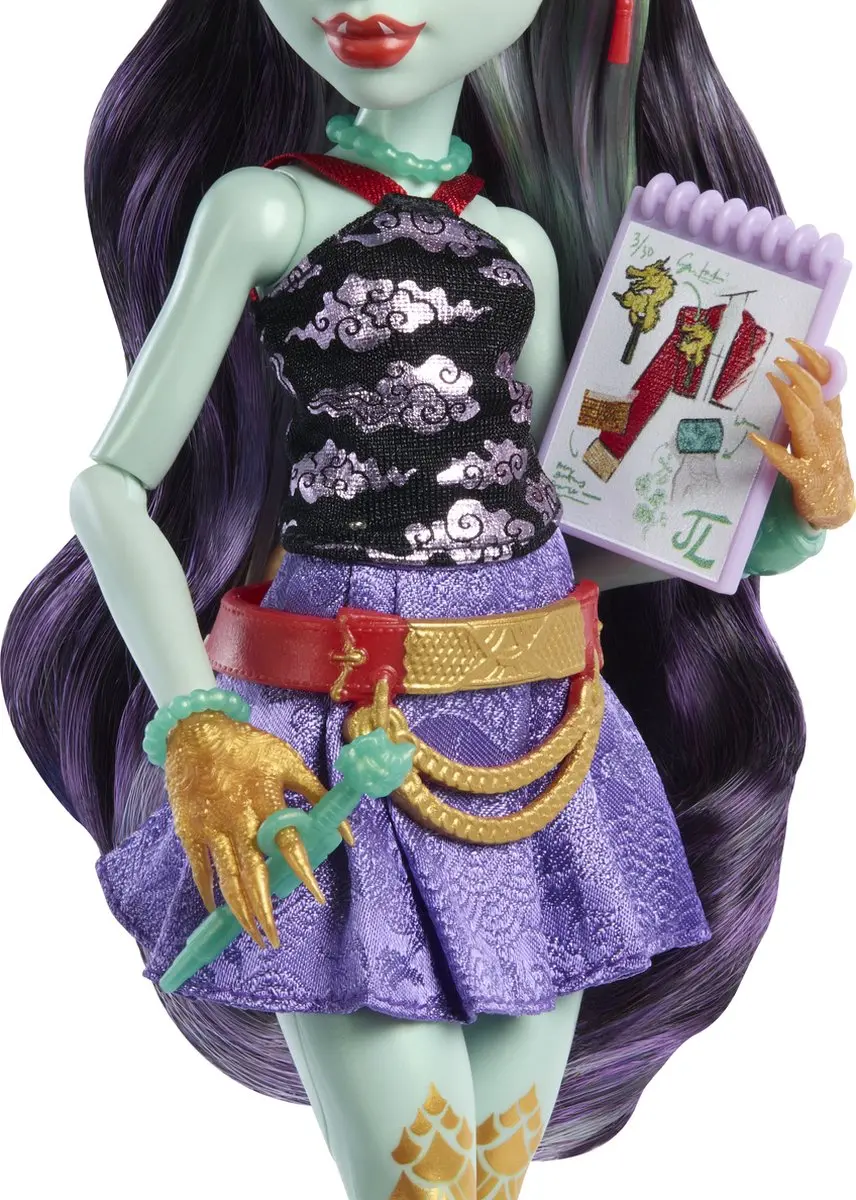 Monster High Jinafire Long Modepop - Jinafire met Rugtas