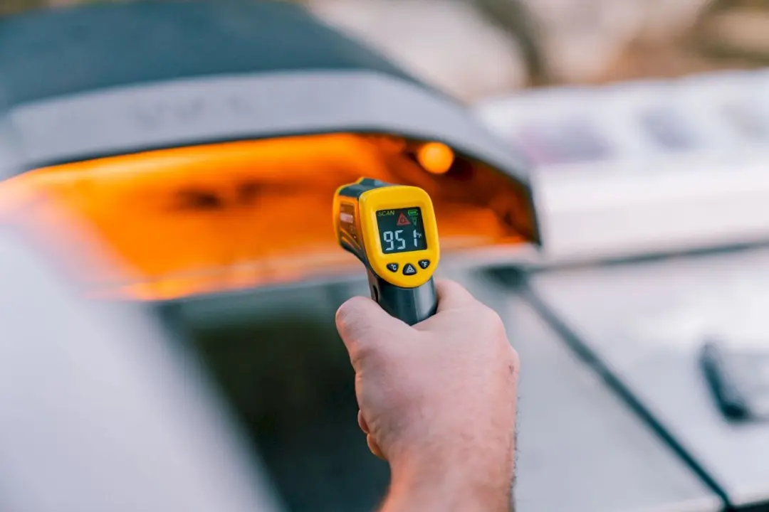 Ooni Infrarood Thermometer - Geel/Zwart