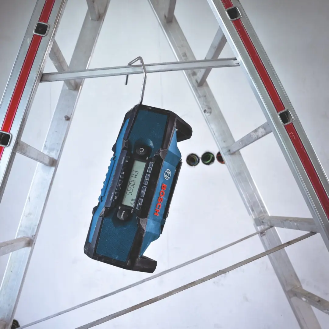 Bosch Professional GPB 18V-3C Bouwradio - Blauw/Zwart