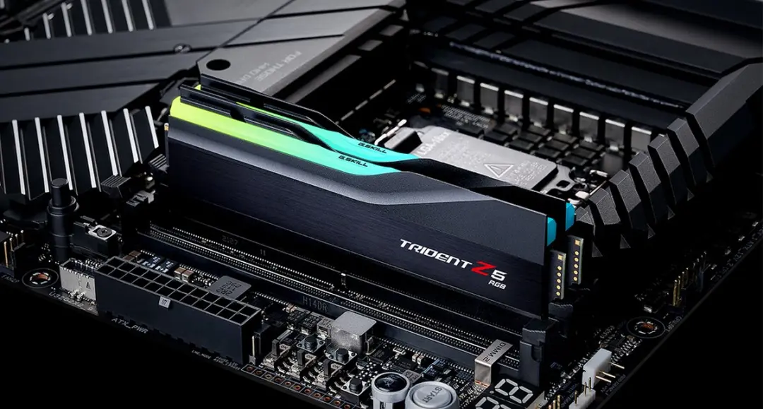 G.Skill DDR5 32GB PC6000 CL32 F5-6000J3238F16GX2-TZ5RK RGB Kit
