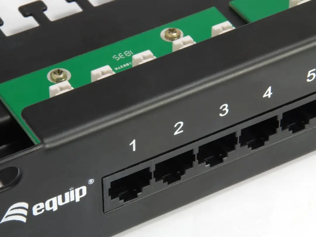 Equip 125298 Patch Panel 25-Port - 1U - RJ45 - Zwart