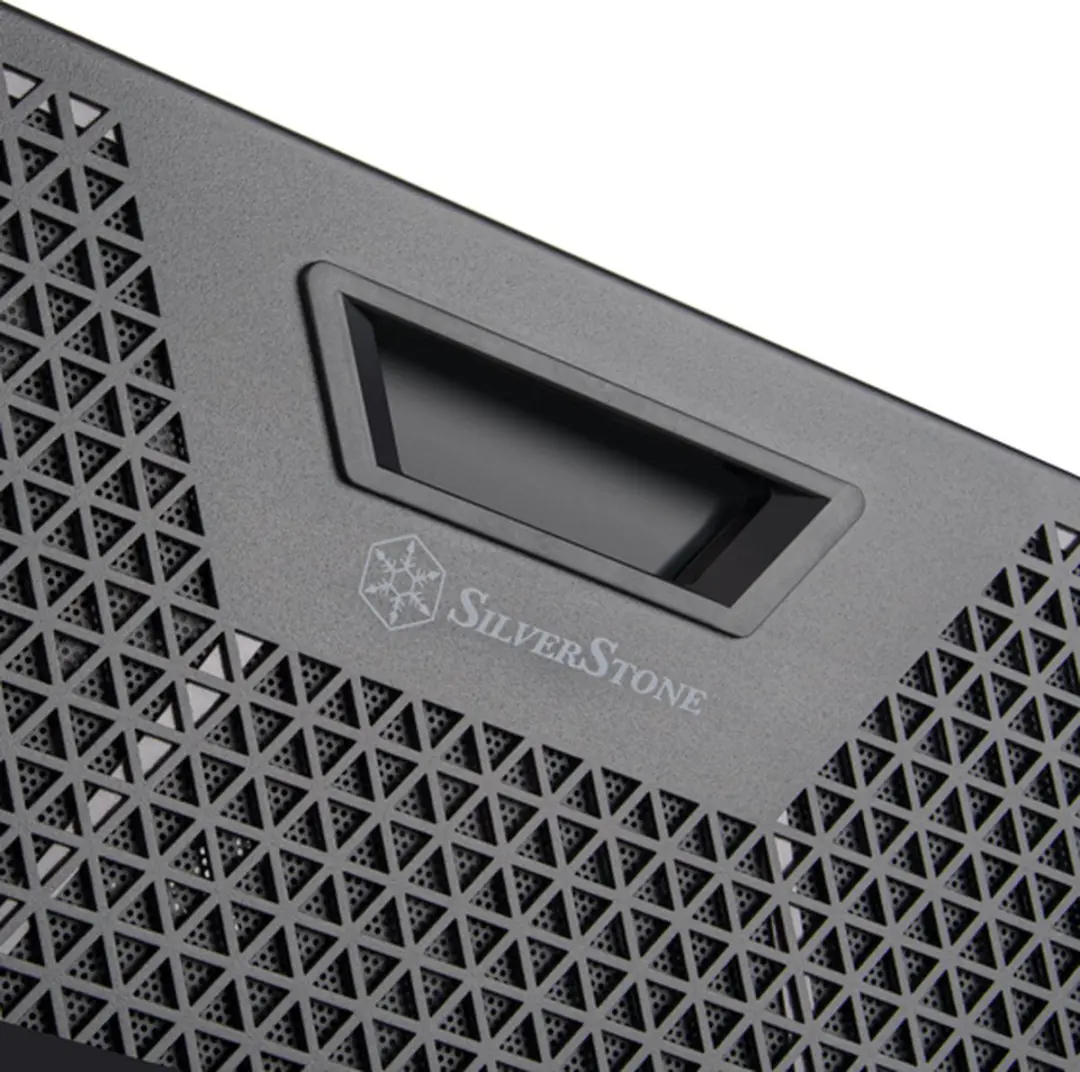 SilverStone RM51 Rack - 4x 2.5" & 4x 3.5" - USB 3.0 & USB-C