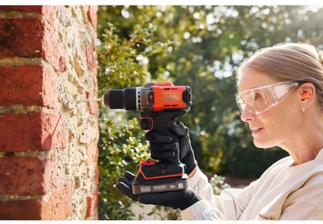 BLACK+DECKER BCD383D1XC-QW Accu-klopboormachine 18V - 2 snelheden