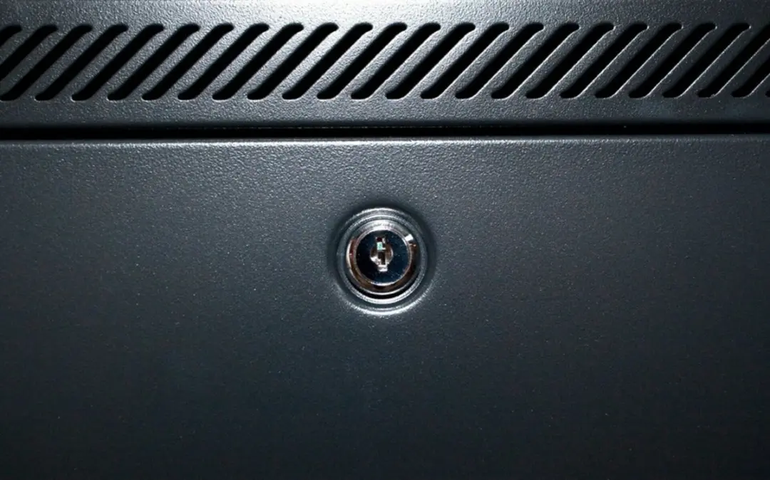 DSIT DS6618PP Serverkast 19U 600x600x1000mm - Zwart