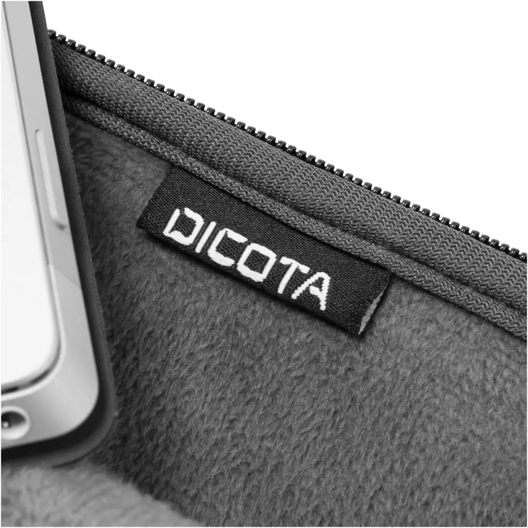 Dicota Ultra Skin PRO 14.1 inch Laptophoes - Zwart - 2 Vakken