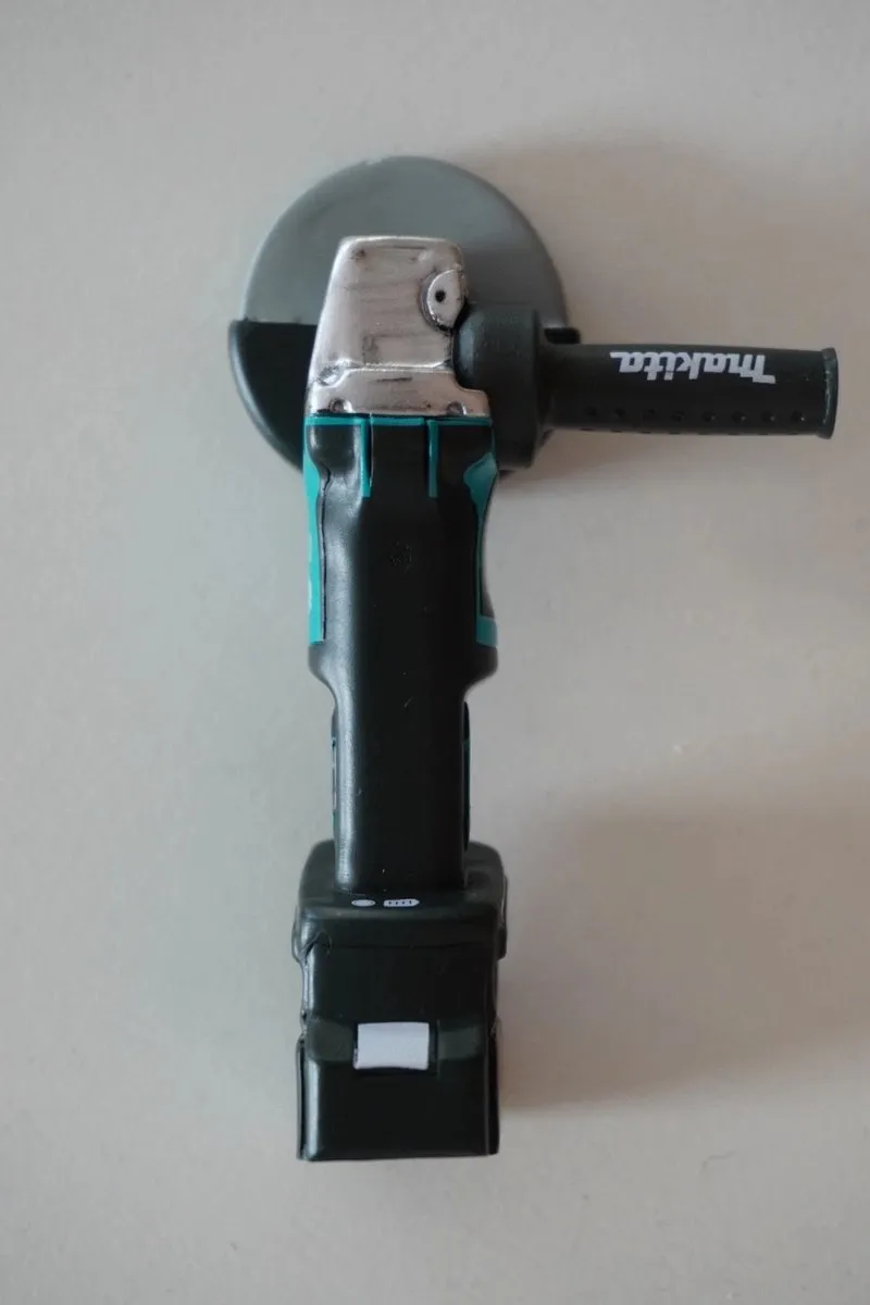 Makita 40V Opener Haakse Slijper Koekjesvor DGA513 Set