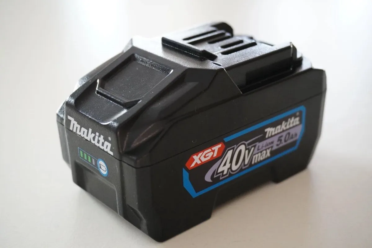 Makita 40V Opener Haakse Slijper Koekjesvor DGA513 Set