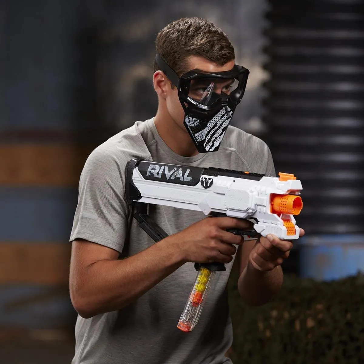 Nerf Rival Hera MXVII-1200 - Oranje/Rood/Wit/Zwart/Blauw