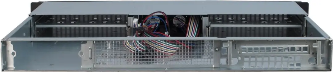 Inter-Tech 1U-10240 Rack - 8x 2.5" 2x 3.5" 2x 5.25" - Zwart