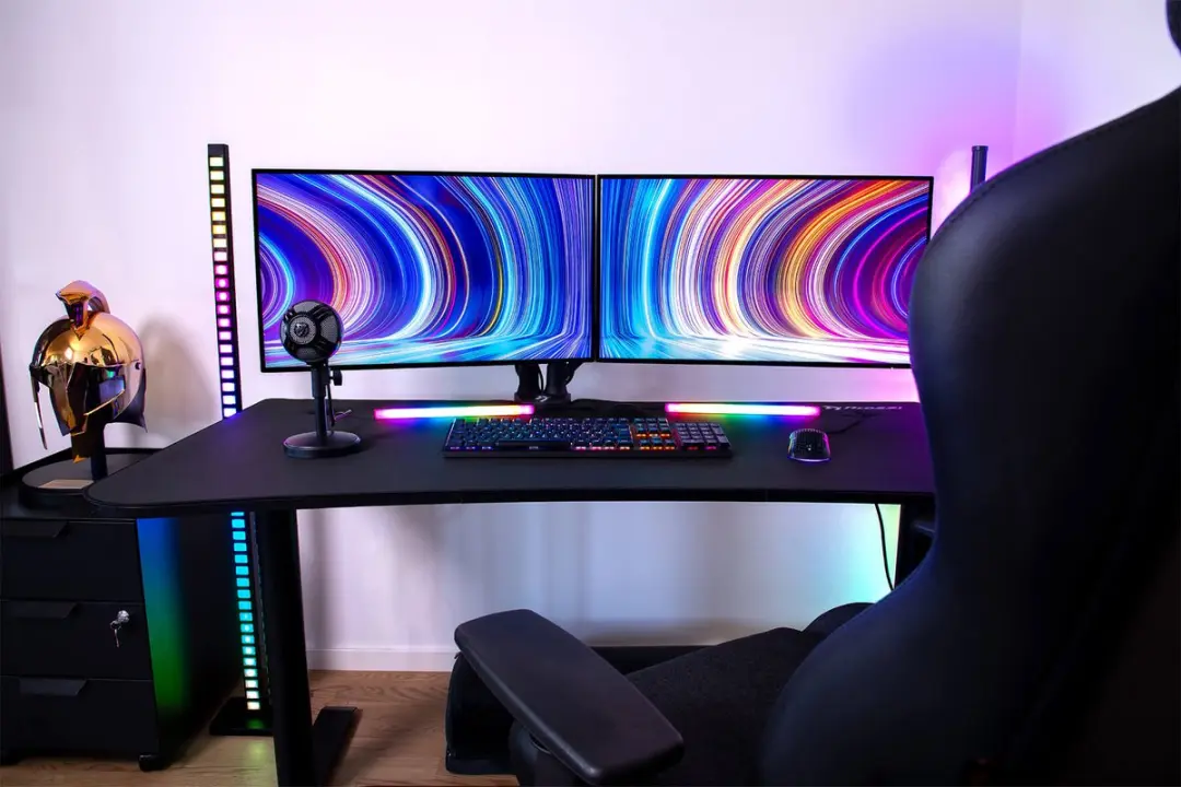 Arozzi Arena Medium Gaming Bureau - Muismat 140cm Zwart