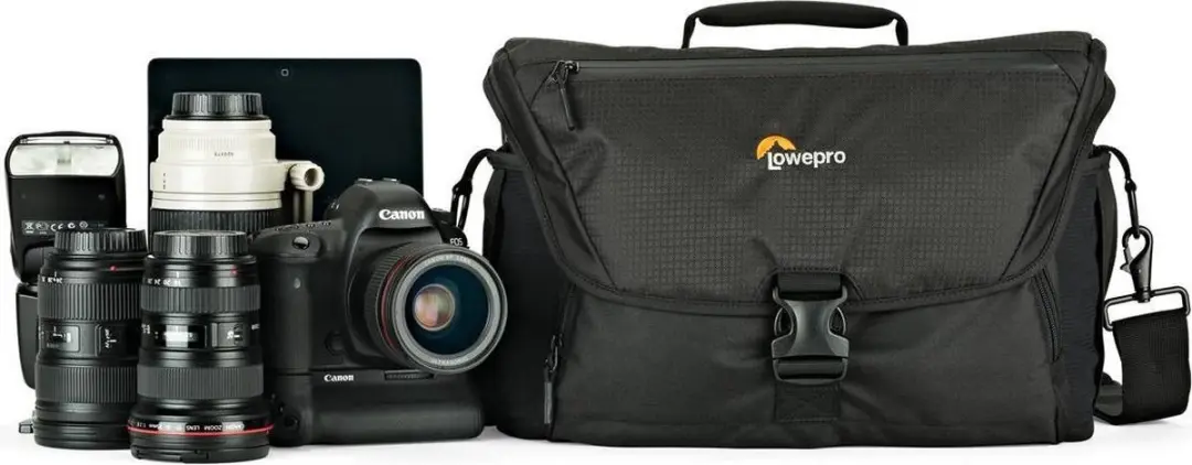 Lowepro Nova 200 AW II Schoudertas - 5 Lenzen - Zwart