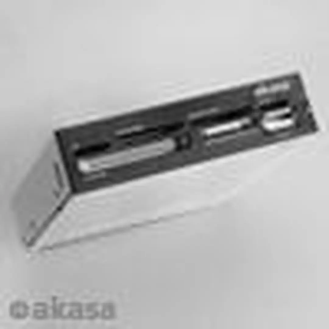 Akasa AK-ICR-07 Externe Geheugenkaartlezer - USB-A 2.0 - Zwart