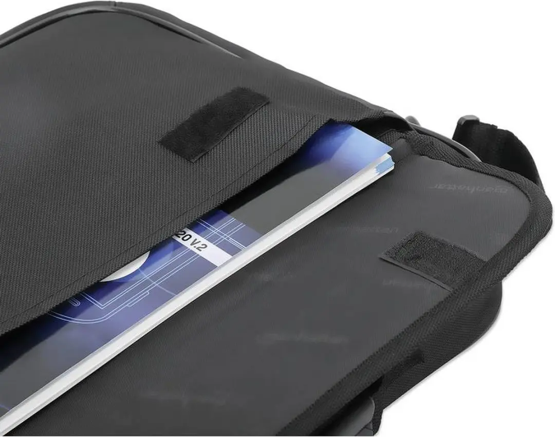 Manhattan 439985 Laptoptas 35,8 cm - Zwart
