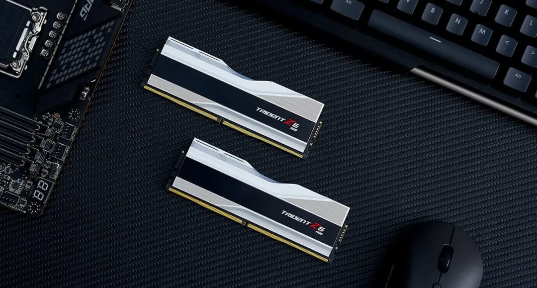 G.Skill Trident Z5 RGB F5-6000J3636F16GX2-TZ5RS Geheugen