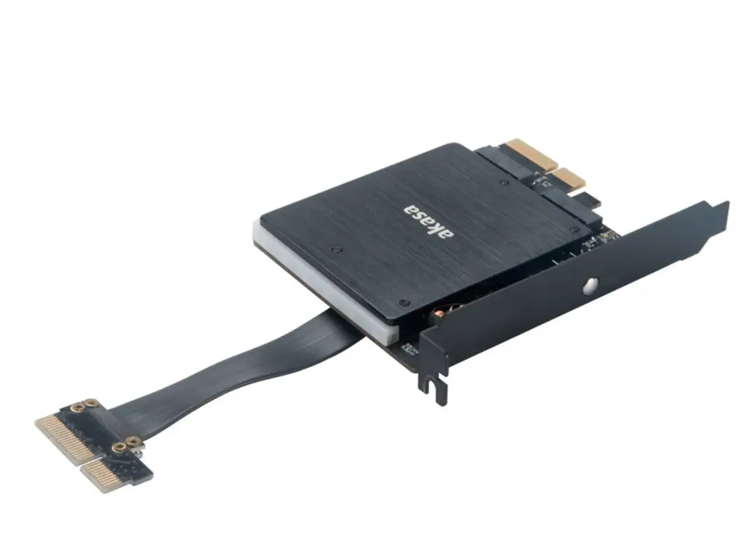 Akasa AK-PCCM2P-04 M.2 PCIe Adapter - RGB & Koeling