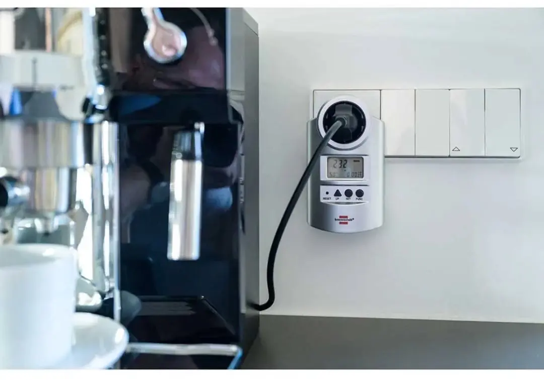 Brennenstuhl Primera-Line PM 231 E Energiemeter - 3600W - Zwart