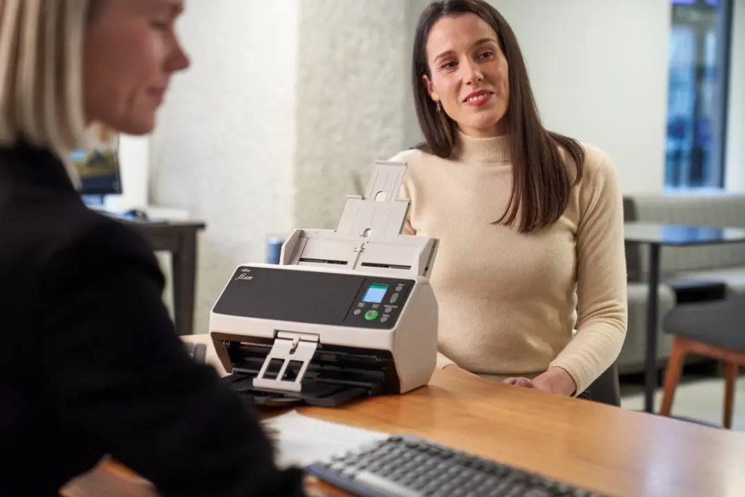 Fujitsu fi-8250 Documentenscanner A4 - 50 ppm - Zwart/Grijs