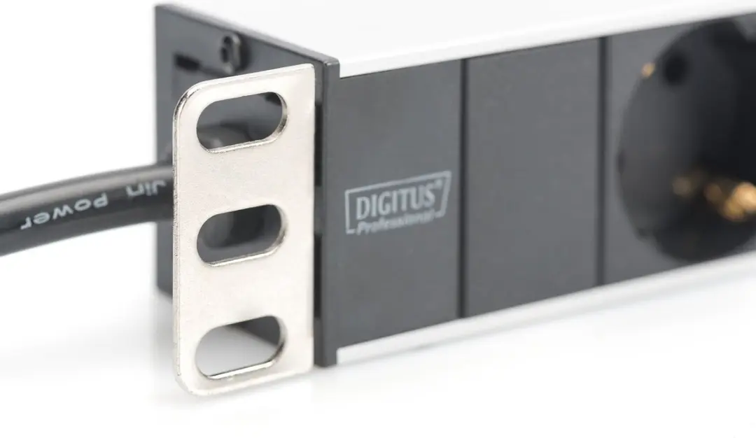 Digitus 8-vakken stekkerdoos 4000W - Zwart