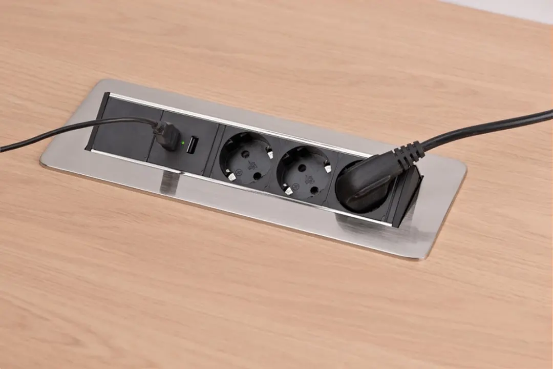 Brennenstuhl Indesk Power USB-Charger 3-voudig - 3500W - Zilver/Zwart