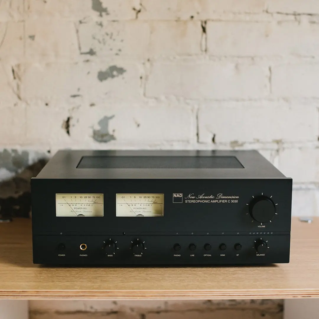 NAD C 3030 Streaming Versterker - Zwart
