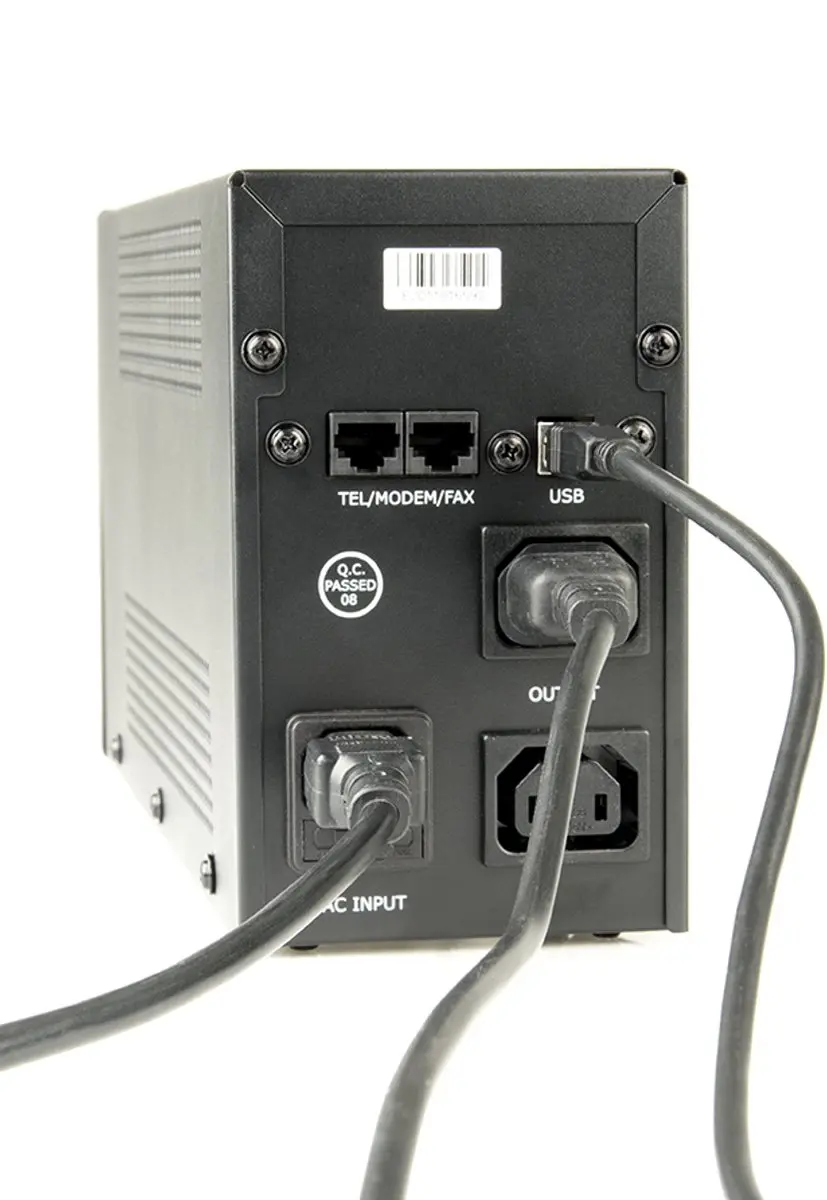 Energenie UPS-PC-652A UPS 650VA - 3 Stopcontacten - Zwart