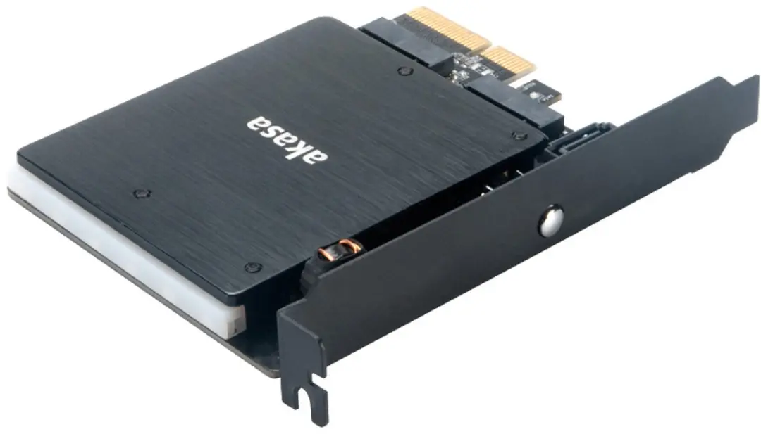 Akasa AK-PCCM2P-03 M.2 SSD Adapter - RGB & Koellichaam