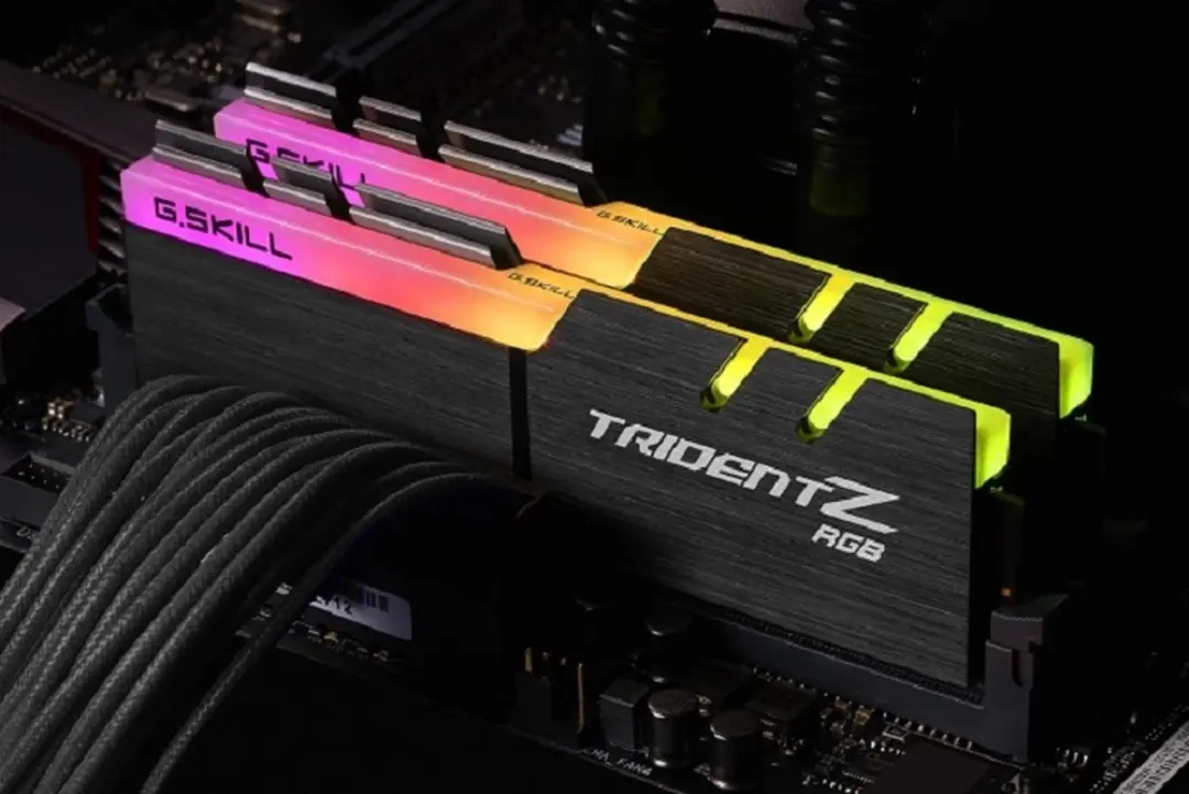 G.Skill Trident Z RGB F4-3200C16D-32GTZRX DDR4 Geheugen 32GB
