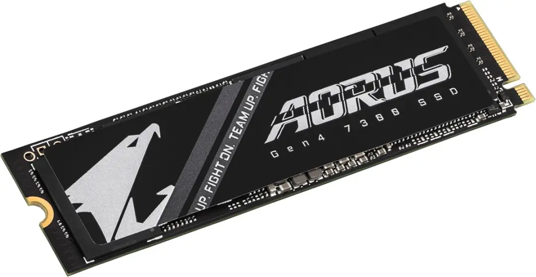 Gigabyte Aorus Gen4 AG4732TB N SSD 2TB - PCIe 4.0 - Transparant