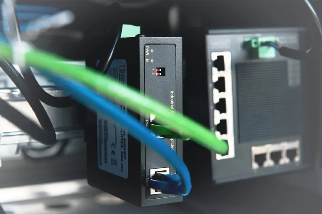 Digitus DN-651111 Network Splitter - Zwart - afbeelding 6 van 6