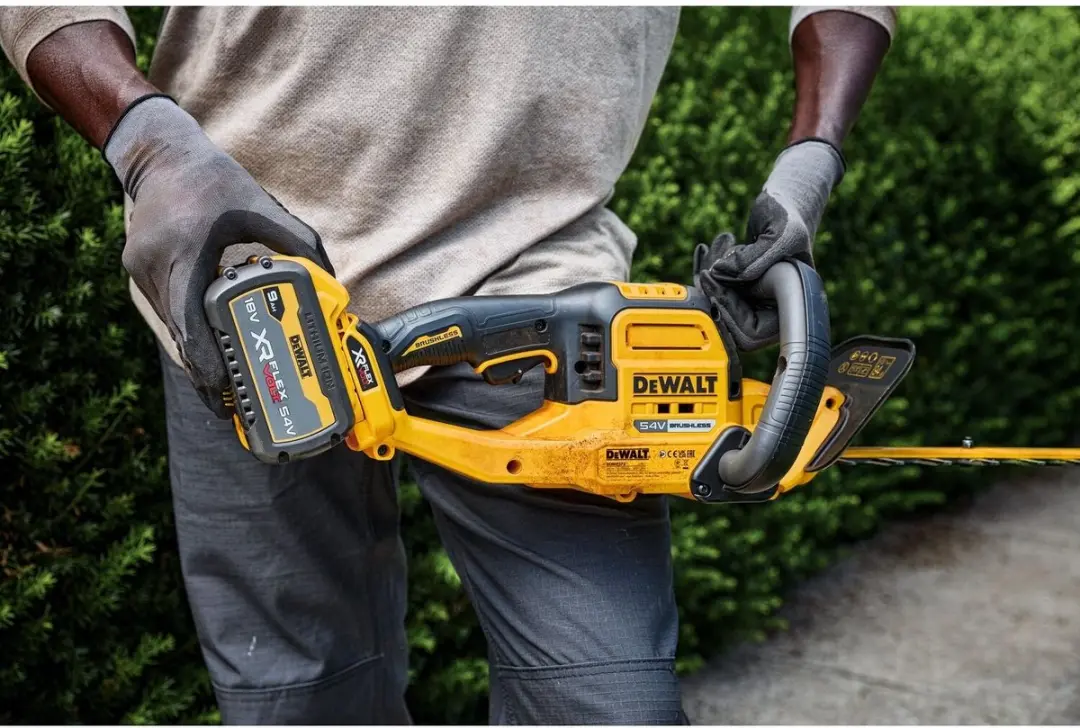 DeWalt DCMHT573N Accu Heggenschaar 65cm 54V