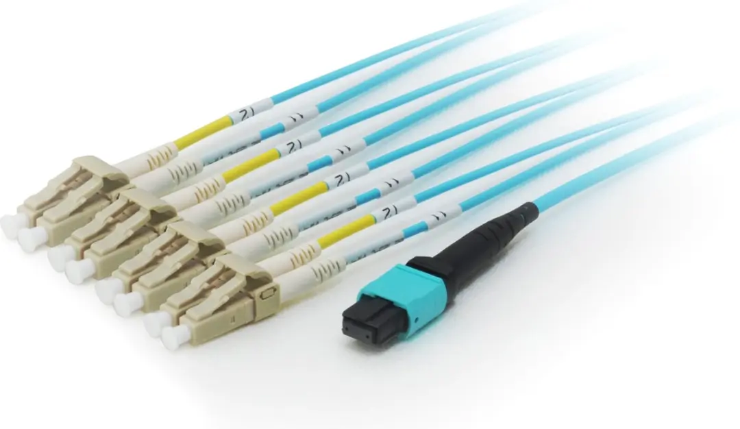 Equip MTP/LC Trunk Fiber Patch Cord OM4 15m
