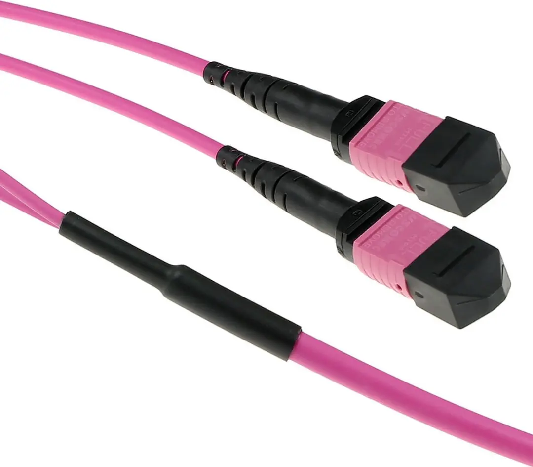 ACT 7m Multimode OM4 Glasvezelkabel MTP/MPO - Violet