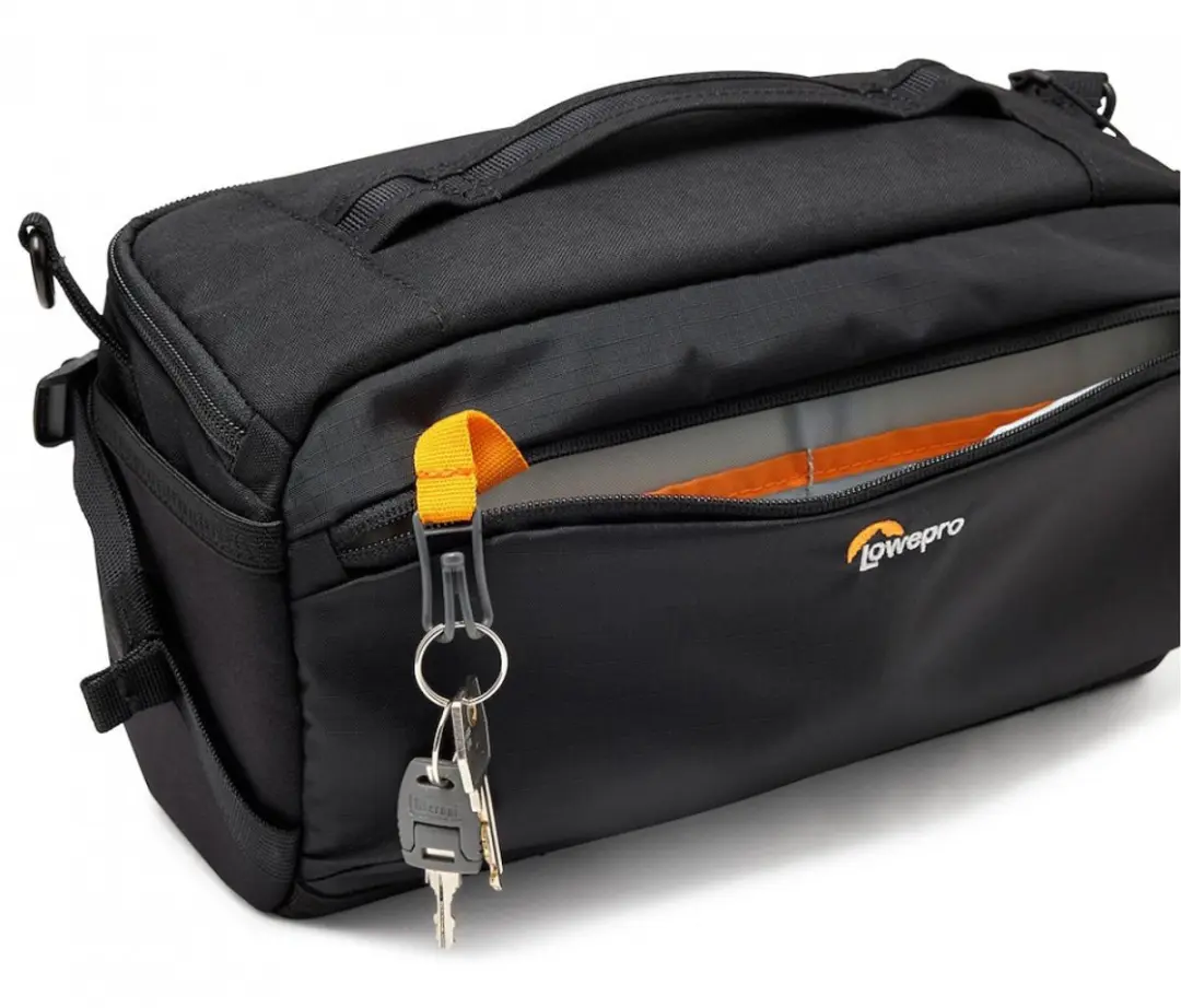 Lowepro ProTactic Lite SLX 120 AW III Sling Tas - Zwart