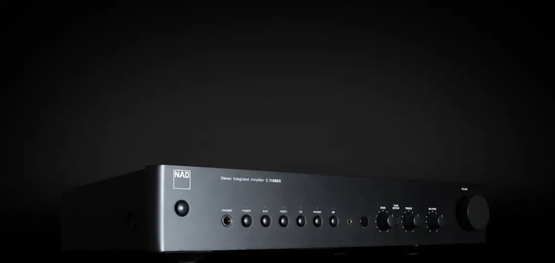 NAD C 316BEE V2 Geïntegreerde Versterker 2x40W - Zwart - afbeelding 6 van 6