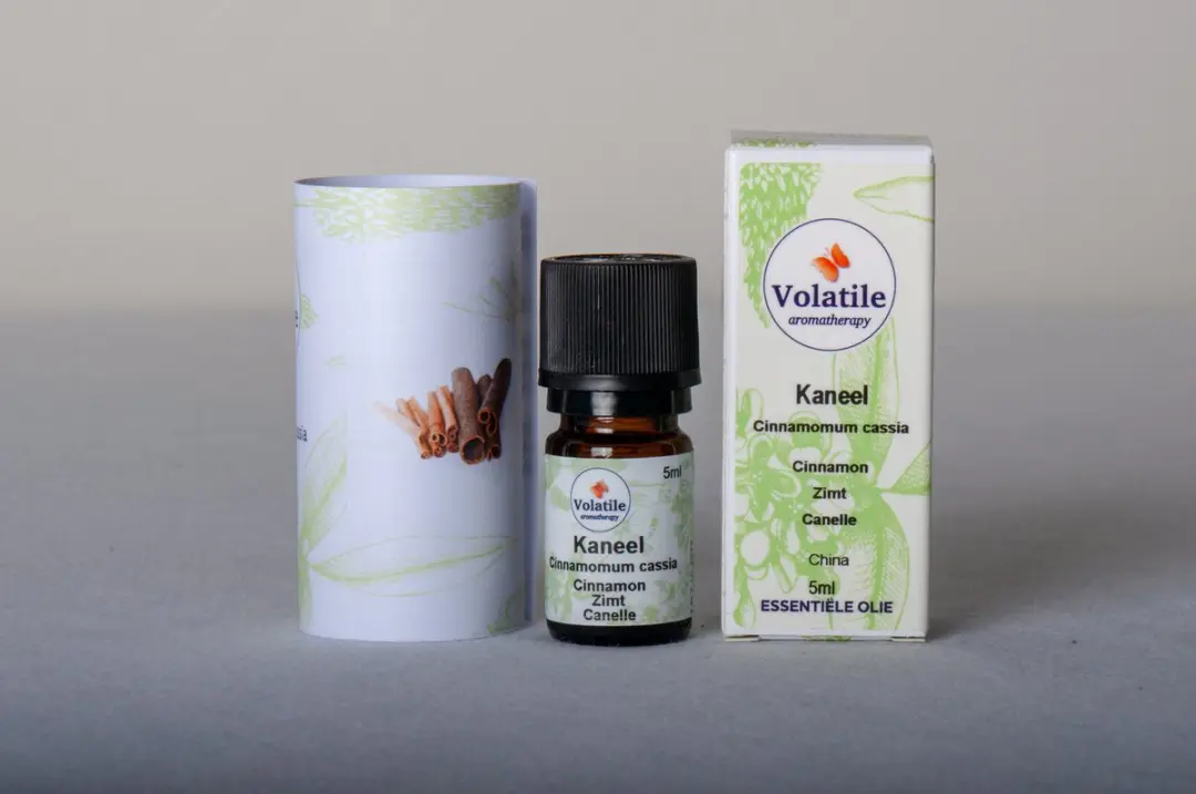 Volatile Kaneel Blad Cassia