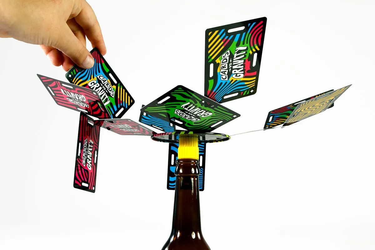 999 Games Cards vs Gravity Partyspel - 10 Spelers - MPN 999-CVG01