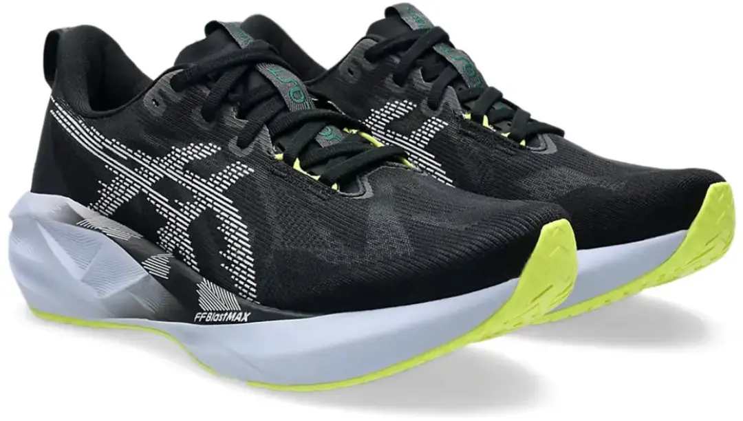 ASICS Novablast 5 Hardloopschoenen - 44.5